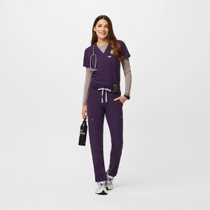 FIGS purple scrub set
